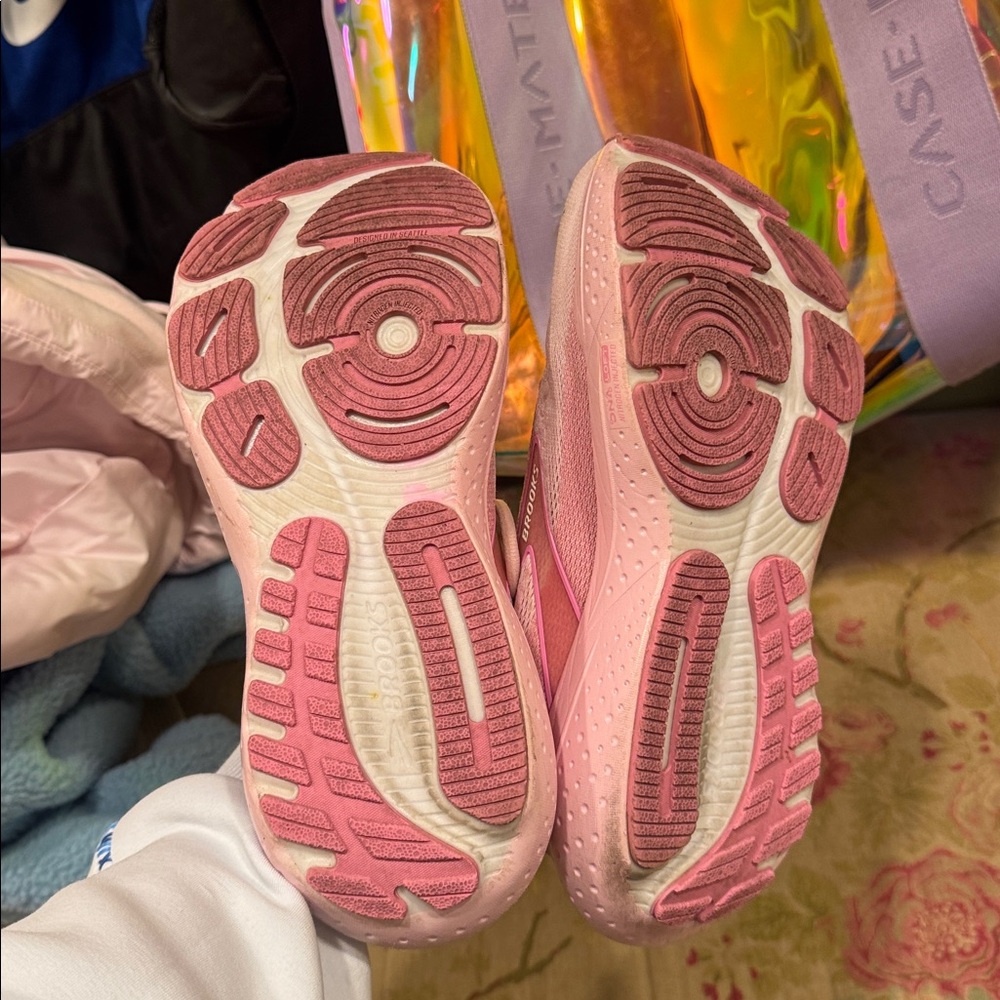 Brooks Women's Brooks Glycerin 21 'Pink Lady' only worn a few times! - Picture 2 of 3